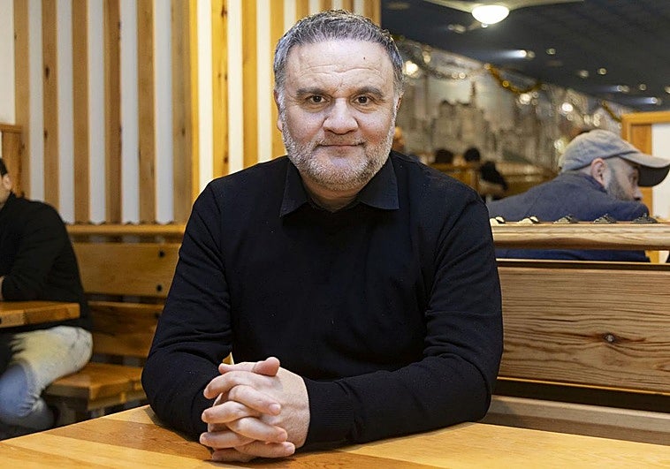 Carlos Cañas: «Voy a La Mejillonera desde hace más de 40 años, no he encontrado unas bravas igual»